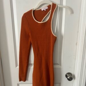 Elegant One-Shoulder Ribbed Dress in Rust